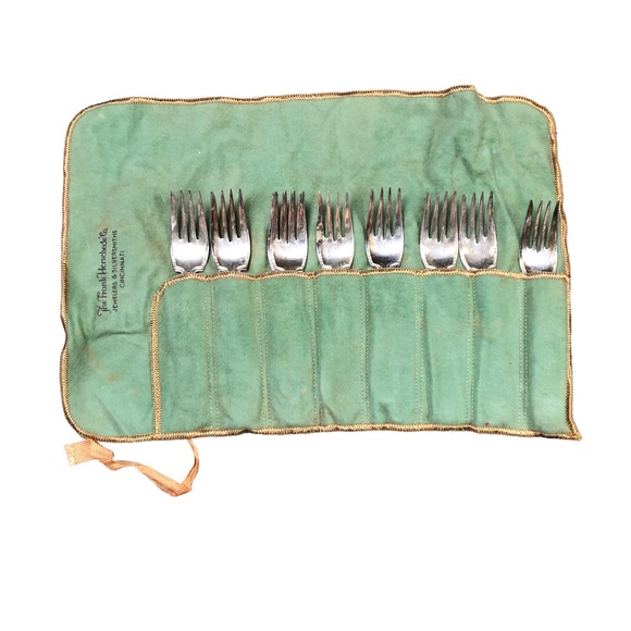 1847 Rogers Bros Frank Herschede Silversmith Vintage XS Triple 36 Pcs Silverware - Picture 8 of 11